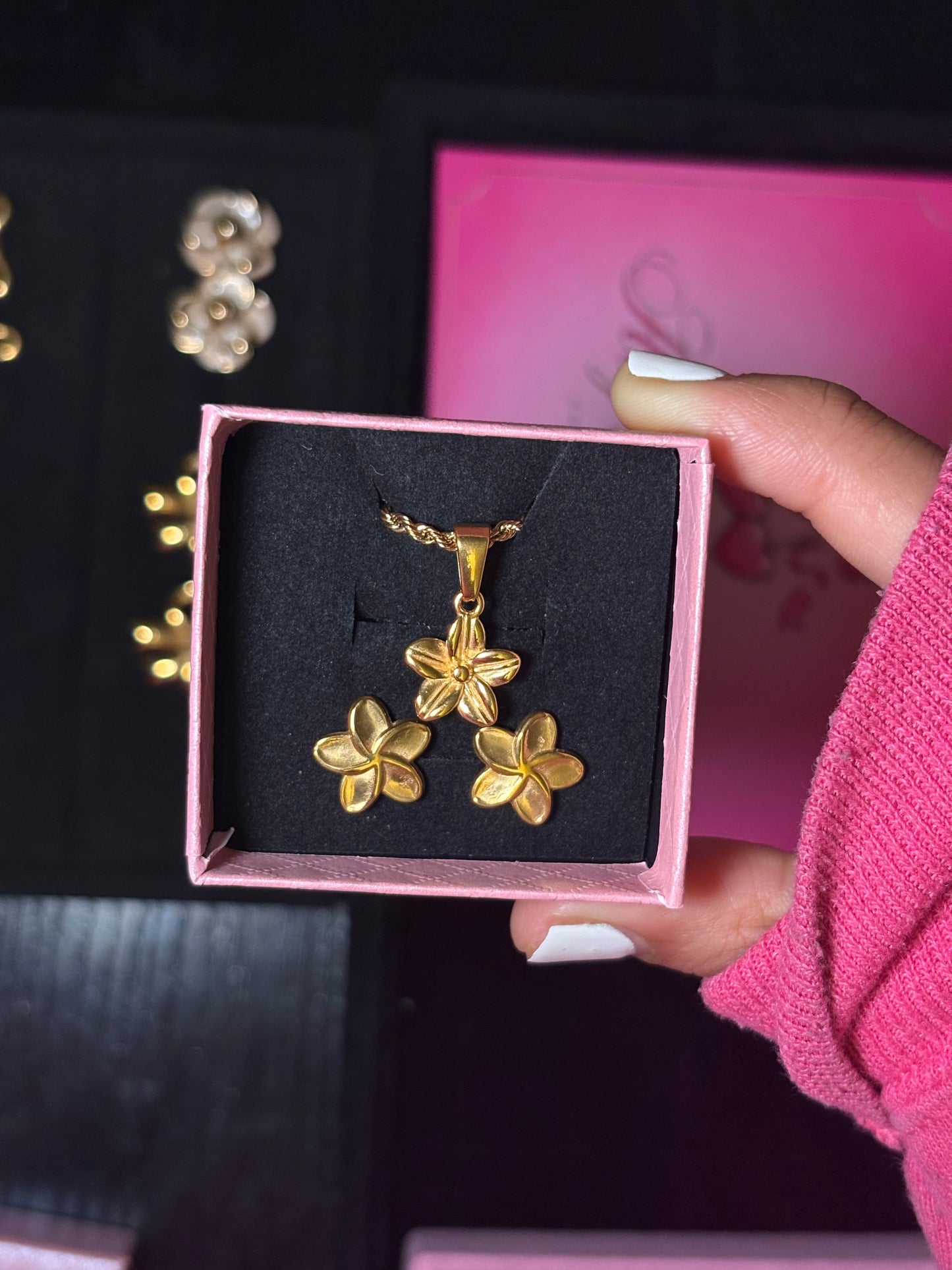 Plumeria necklace